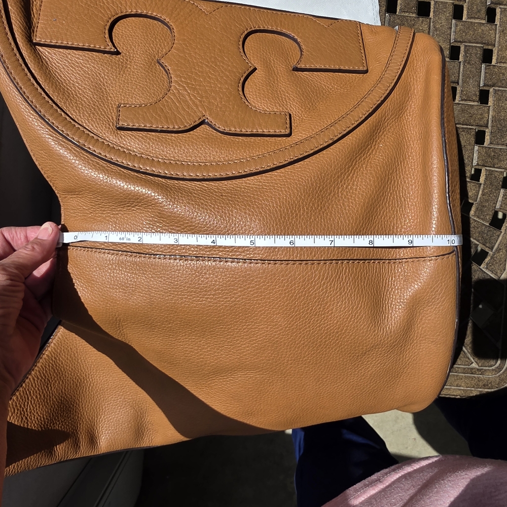 Tory Burch Tan Hobo Bag - Picture 6 of 16